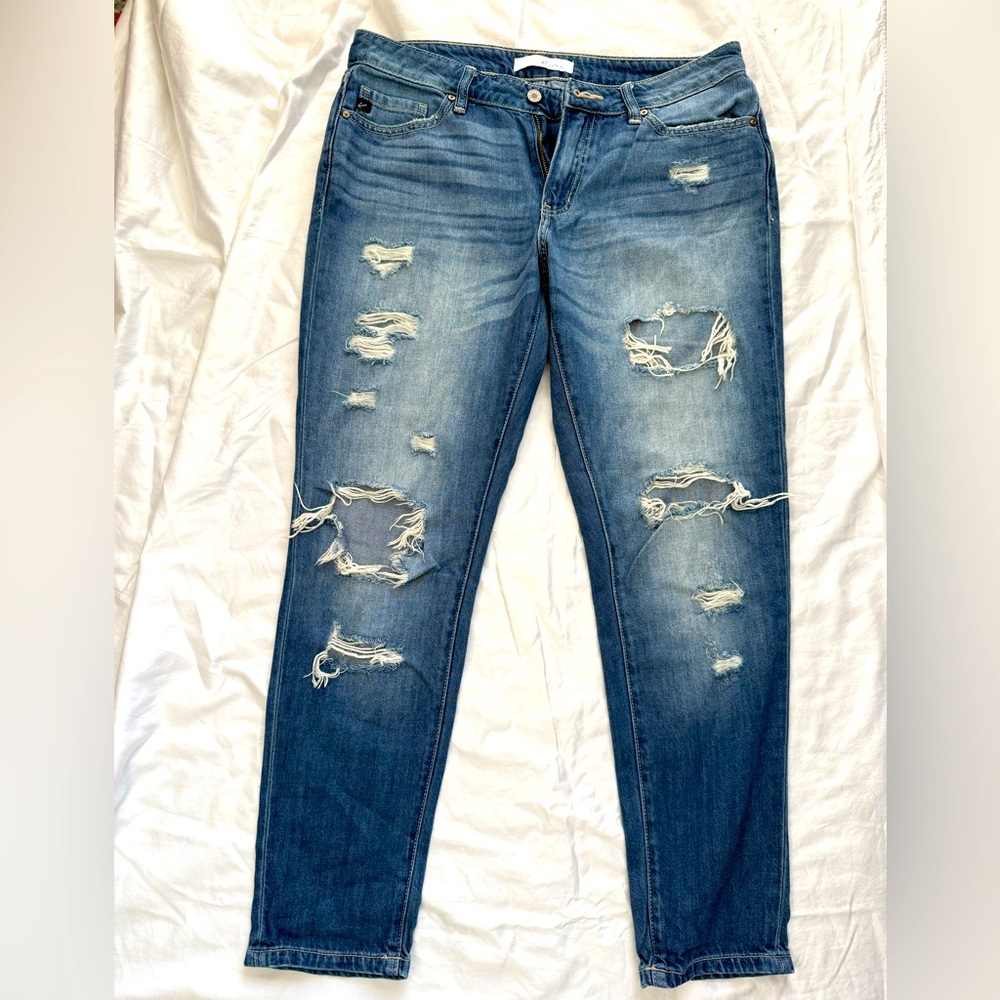 KanCan Distressed Straight Leg Jeans